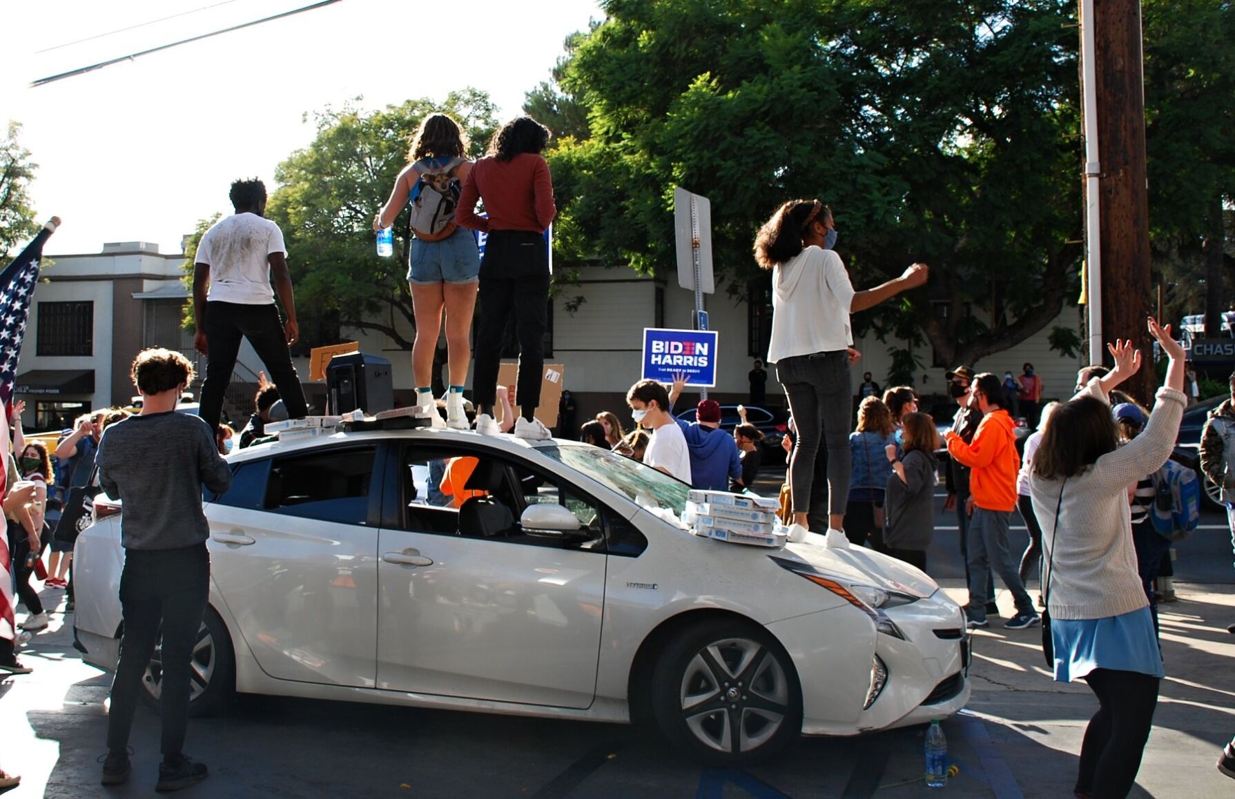 Biden celebration at Los Feliz gas station